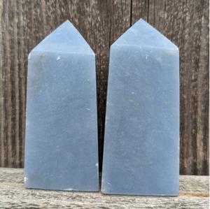 Obelisco de Cristal Angelita Natural Chakralume, Torre de Piedra Preciosa Azul Pulida a Mano para Meditación, Reiki, Sanación Energética de Chakras, Feng Shui - Product Image 6