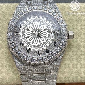 Charm Jewells Reloj de lujo de acero inoxidable con caja redonda de 40 mm, bisel de diamantes, cierre plegable de cuarzo analógico, unisex - Product Image 4