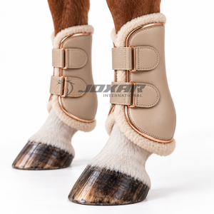 Botas para Patas de Caballo Personalizables de Alta Calidad con Construcción Duradera, Cobertura Protectora y Correas Seguras para Montar y Trabajos en el Campo - Product Image 3