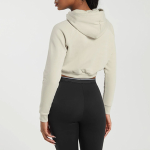 Prix de gros – Sweat à capuche court tissé pour femme, hiver, épaules tombantes, logo frontal, confortable, respirant, manches longues, écologique - Product Image 2