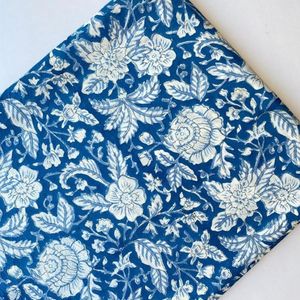 Tela de Algodón Cambray Estampada a Bloques 60x60, Tela de Algodón con Estampado Tradicional Jaipuri - Product Image 1