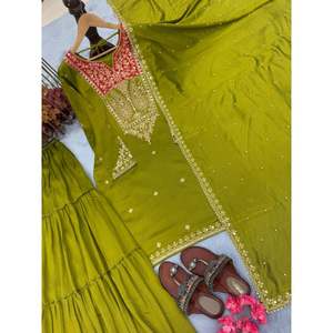 Conjunto de ropa de fiesta elegante para mujer de diseñador Sarara Plazzo Top & Dupatta para ocasiones especiales - Product Image 3