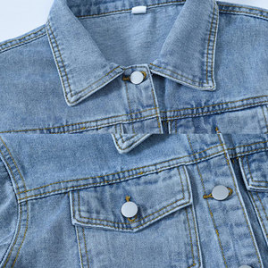 Veste en jean respirante, imperméable et coupe-vent pour femme, en tissu peau de mouton, couleur unie, col rabattu, confortable, prix raisonnable - Product Image 4