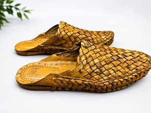 Chaussures de marche en feuilles de palmier tissées à la main, à bout fermé, à enfiler, semelle en cuir véritable, décontractées, pour intérieur et extérieur, jaunes, ethniques - Product Image 4