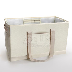 Opción de transporte cómoda para estilos de vida ocupados y necesidades diarias. Bolso tote con diseño funcional. - Product Image 3