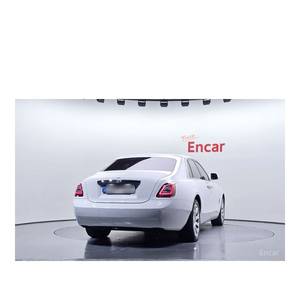 Rolls-Royce Ghost 6.7 V12 Novembre 2021 26 269 km Boîte de vitesses automatique Sièges en cuir Volant à gauche Caméra arrière 4 places LED - Product Image 4