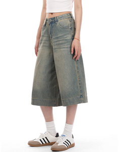 Shorts de mezclilla vintage de verano para mujer, estilo americano, holgados, versátiles, de pierna recta, estilo retro desgastado con efecto bigotes de gato - Product Image 3
