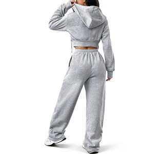 Ensemble sweat-shirt et pantalon de survêtement unisexe personnalisé pour l'hiver, de haute qualité, en molleton 100% coton, respirant, tissu écologique - Product Image 4