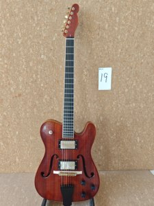 กีตาร์ไฟฟ้า <span class=keywords><strong>Fender</strong></span> Violinstyle แบบปรับแต่งได้สำหรับกีตาร์เทเลแคสเตอร์ ตัวบอดี้ไม้มะฮอกกานีแกะสลักแบบโปร่ง ทรง Archtop สำหรับเล่นดนตรีแจ๊ส ทำด้วยมือ - Product Image 3