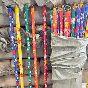 Mango de escoba de madera de Vietnam, palo de escoba de madera, longitud 120 cm, producto de moda, alta calidad, gran cantidad, ecológico - Product Image 3