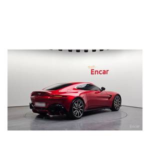 Aston Martin Vantage 4.0 V8 Coupé, Abril de 2019, 7,405 km, Volante a la Izquierda, Caja de Cambios Automática, Asientos de Cuero - Product Image 2