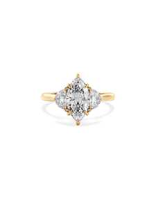 Bague de fiançailles à trois pierres en diamant de laboratoire de 2 carats de taille marquise, certifiée IGI - Product Image 2