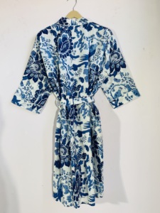Bata Kimono de Algodón con Estampado Floral Azul |   Albornoz largo tipo lounge |   Ropa Casual para Mujer - Product Image 4