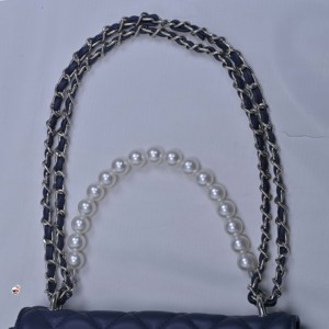 Sac à bandoulière en cuir PU matelassé bleu marine avec motif losanges, doublure en polyester, chaîne de perles, style féminin, fermeture à fermoir pour femme - Product Image 3
