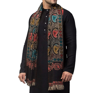 Bufanda de Invierno Cálida para Hombre con Bordado, Estilo Dobby, Color y Talla Personalizables, Venta al Por Mayor - Product Image 3