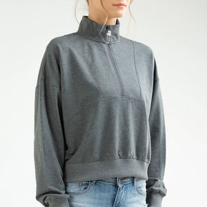 Sweat-shirt court doux pour femme, très tendance, idéal pour l'hiver, le fitness et la détente, service OEM personnalisé avec logo frontal - Product Image 4