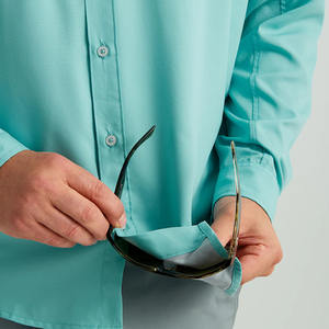 Camisa de Pesca de Manga Larga para Hombre con Protección Solar UPF 50, Tejido Transpirable y Bolsillos Delanteros con Logotipo - Product Image 5