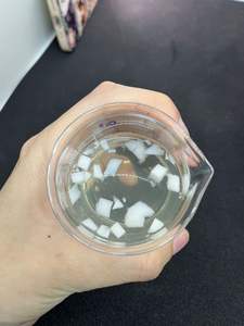 Agua de coco 100% pura original con pulpa, hecha en Vietnam - Product Image 2