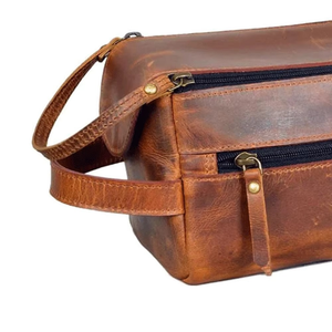 Nouvelle Trousse de Toilette de Voyage Tendance en Polyester avec Fermeture Éclair, Motif Lettres, Grande Capacité, Résistante à l'Eau, Utilisation Toutes Saisons - Product Image 6