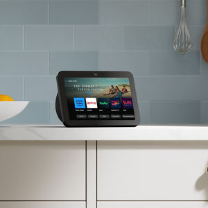 Echo Show 10 (3.ª Generación) Original, Pantalla Inteligente HD con Movimiento y Alexa + con Wyze Cam V3 - Product Image 3