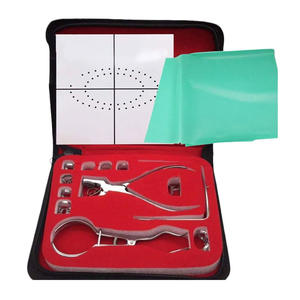Pinza perforadora manual de dique de goma Metal Med MM-0326-2, ligera, acabado plateado, instrumento quirúrgico dental, instrumentos con certificación CE - Product Image 1