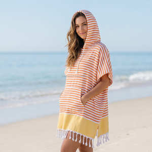 Kaftan de plage en coton recyclé tissé, poncho de surf à capuche, serviette Peshtemal à séchage rapide, robe de change avec poches et pompons - Product Image 4