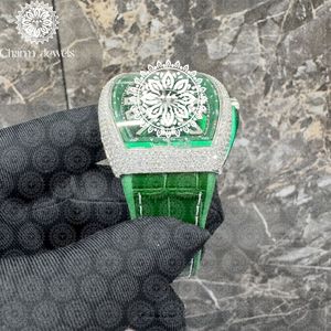 นาฬิกาข้อมือผู้ชาย Charm Luxury ระบบจักรกล ตัวเรือนสแตนเลส หน้าปัดสีเขียว พร้อมฟังก์ชั่นเข็มทิศ ระบบอนาล็อก แสดงวันที่อัตโนมัติ กันน้ำ 10 บาร์ - Product Image 5
