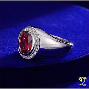 Bague de luxe pour homme en argent 925 avec diamant de laboratoire et serti rond, pour les marques de bijouterie en gros et de détail - Product Image 2