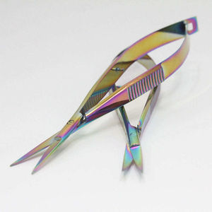 Tijeras Profesionales de Acero Inoxidable con Hoja Curva y Punta Afilada para Recortar Cutículas y Cejas, para Diestros, con Mango de Acero - Product Image 2