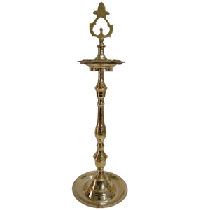 Latón tradicional Kuthuvilakku Nachiyarkovil hecho a mano Diya - Product Image 4
