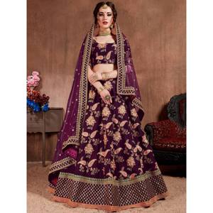 Lehenga Choli en taffetas brodé pour mariée avec perles et dentelle - Product Image 6
