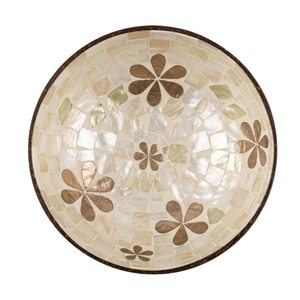 Bol en coquille de noix de coco avec motif gravé, matériau éco-responsable, surface polie élégante pour la décoration de cuisine - Product Image 1