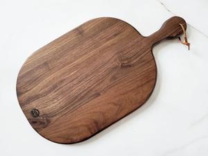 Planche à découper haut de gamme avec poignée ergonomique, surface de coupe durable, grain élégant, prise en main facile, idéale pour la préparation quotidienne en cuisine - Product Image 5