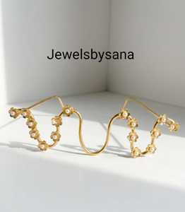 Gold Flower Eyeglasses Frames Pearl Inlay Optical <b>Eyewear</b> Fashion Eyeglass Frame for Women - Product Image 1