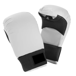 Guantes de Karate Duraderos para Entusiastas de las Artes Marciales, Guantes Acolchados Suaves con Correa de Muñeca Ajustable - Product Image 2