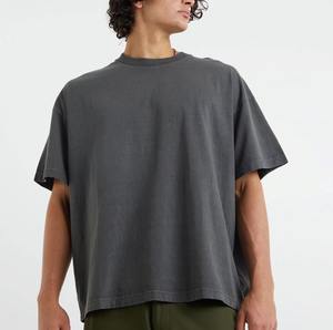 Nouveau T-shirt Streetwear Homme Oversize à Épaules Tombantes, Effet Délavé Acide Vintage et Usé, Coupe Boxy à Manches Courtes - Product Image 1