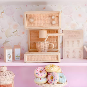 Machine à thé en osier pour café jouet miniature en rotin pour enfants semblant jouer à des jouets en bois naturel - Product Image 3