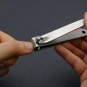 1 ud./2 ud. de Instrumentos Quirúrgicos BAFA: Cortaúñas Profesional de Acero Inoxidable con Cuchilla Afilada y Mandíbula Ancha para Uñas Gruesas - Product Image 4