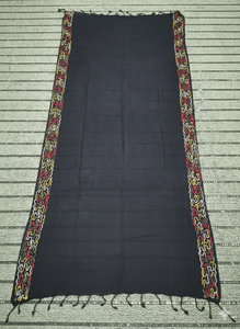 Vente en gros de hijabs en viscose d'hiver AHE Zubda |   Écharpe arabe Kashka de couleur unie durable et durable avec pompon en dentelle - Product Image 2