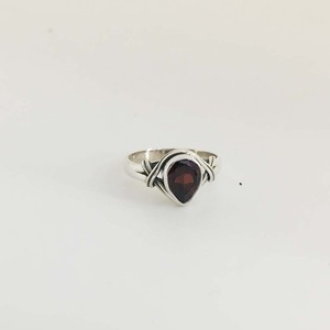 Anillo rojo rosa delicado de Plata de Ley auténtica 925 más vendido con ajuste de bisel de piedras preciosas granate rojo oscuro para boda o fiesta - Product Image 3