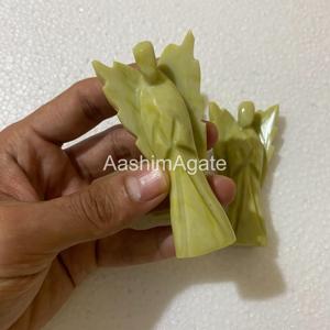 รูปปั้นนางฟ้าหินเซอร์เพนไทน์ธรรมชาติแกะสลักด้วยมือขัดเงา ขายส่ง - Product Image 2