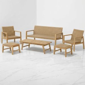 Ensemble de mobilier d'extérieur pour hôtel, style scandinave, en teck massif et corde tressée, comprenant canapé, banc, fauteuil, pouf de patio et table basse, pour villas et complexes hôteliers - Product Image 1