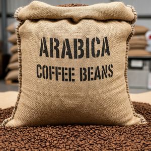 Café en Grains Entiers Torréfiés 100% Arabica de Marque Privée, Qualité Supérieure, Prix de Gros Compétitif, Conditionné en Sac - Product Image 3