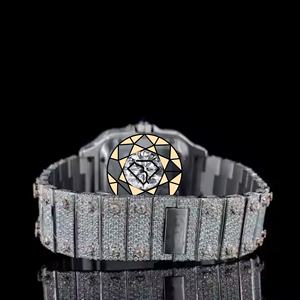นาฬิกาควอตซ์อะนาล็อกทรงสี่เหลี่ยม หน้าปัดตัวเลขโรมัน กระจกแซฟไฟร์ สายสแตนเลส ตัวล็อคแบบ Deployment Clasp สำหรับทุกเพศ - Product Image 4