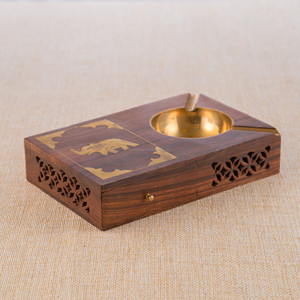 Cendrier en bois massif unique OEM, couvercle personnalisé, décoration de table polie pour la maison, le bureau, le salon, les fumeurs - Product Image 5