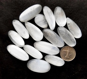 Pierre de Sélénite Cabochon pour la Croissance Professionnelle, l'Élimination des Énergies Négatives, la Guérison Reiki, la Méditation, Bijou Cadeau - Product Image 2