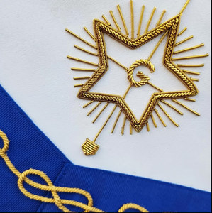Delantal de Maestro Ceremonial de Alto Rango, Rito de Salomón, con Insignia de Lazo de Oro Bordada a Mano y Pin de Seguridad, de Cuero, Resistente al Agua, Personalizable - Product Image 2