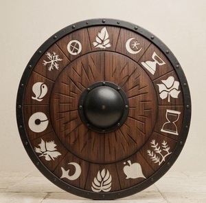 Escudo Vikingo Redondo de Madera Hecho a Mano, Escudo de Guerrero Nórdico para Disfraces Históricos, Reenactaciones, Eventos y Colecciones - Product Image 4