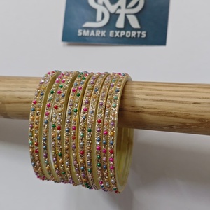 Elegante Juego de Brazaletes de Perlas Multicolores, Hechos a Mano, Chapados en Oro, 12 Piezas, Joyería Étnica Tradicional India para Mujer - Product Image 5