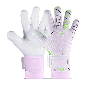 Guantes de Portero Profesionales Elite Negros para Fútbol, Diseñados con Palma de Látex Suave de Ultra Agarre para un Máximo Control del Balón - Product Image 3